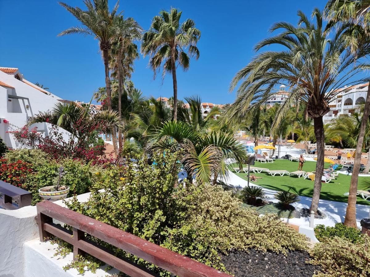 Studio Apartment No 1 Directly On The Beach And Sea, Terrace, Heated Pool, Wifi Playa de las Americas (Tenerife) Exterior photo