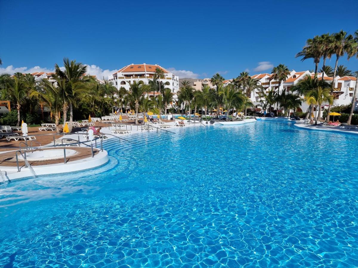 Studio Apartment No 1 Directly On The Beach And Sea, Terrace, Heated Pool, Wifi Playa de las Americas (Tenerife) Exterior photo