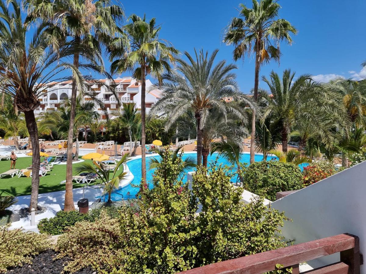 Studio Apartment No 1 Directly On The Beach And Sea, Terrace, Heated Pool, Wifi Playa de las Americas (Tenerife) Exterior photo